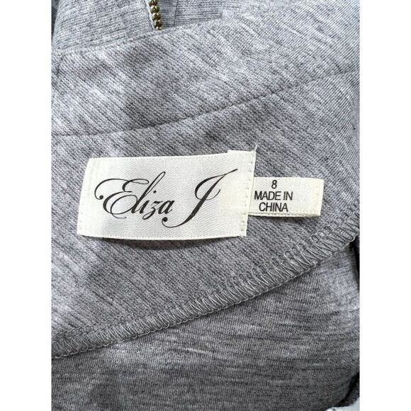 Eliza J Short Sleeve Jersey Knit Embellished Dress in Gray Size 8 - Picture 3 of 8